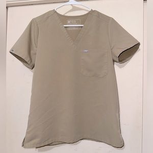 Figs Tan Catarina One-Pocket Scrub Top